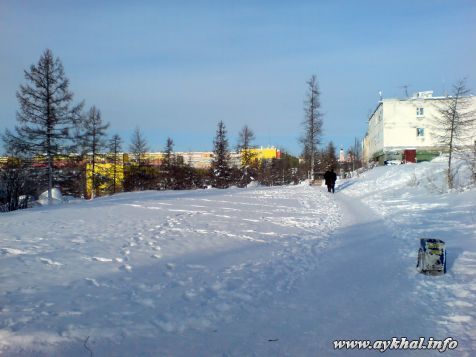 Пустая площадка на скалах