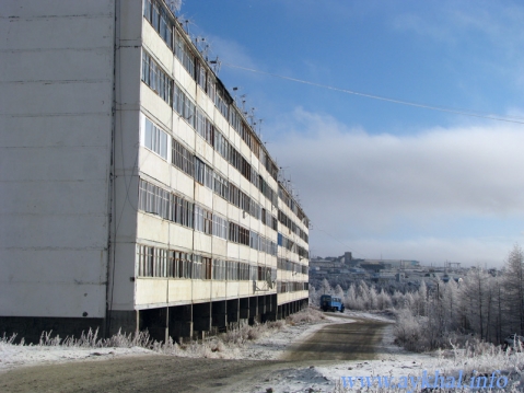 Энтузиастов, 3
