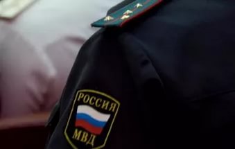 Жительница п.Айхал предстанет перед судом за нападение на полицейских