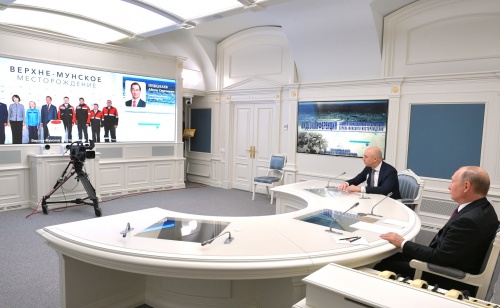 Владимир Путин дал старт работе нового алмазного месторождения АЛРОСА в Якутии