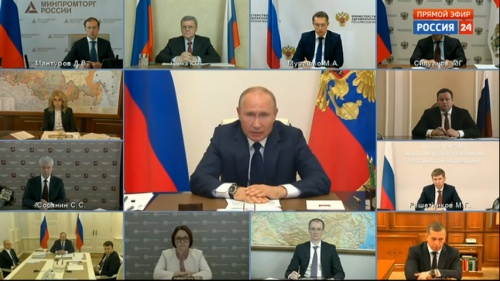 Владимир Путин объявил о новых выплатах всем семьям с детьми