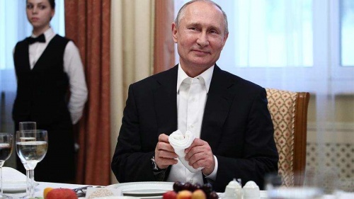 Доброе утро, США! С днём рождения, мистер Путин! — посольство в Москве слегка потроллили (+ВИДЕО, ФОТО)