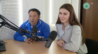 Студия 102,4 FM.  Секция Лёгкой атлетики Спорткомплекса им. 60-летия Победы