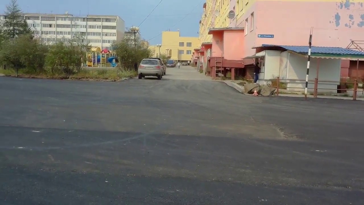 Закончена укладка асфальта на ул Юбилейной.  Айхал